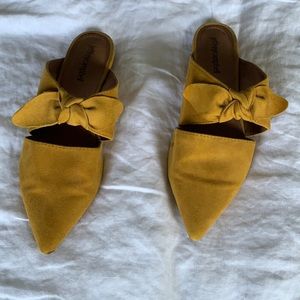 Jeffrey Campbell tie knot sides